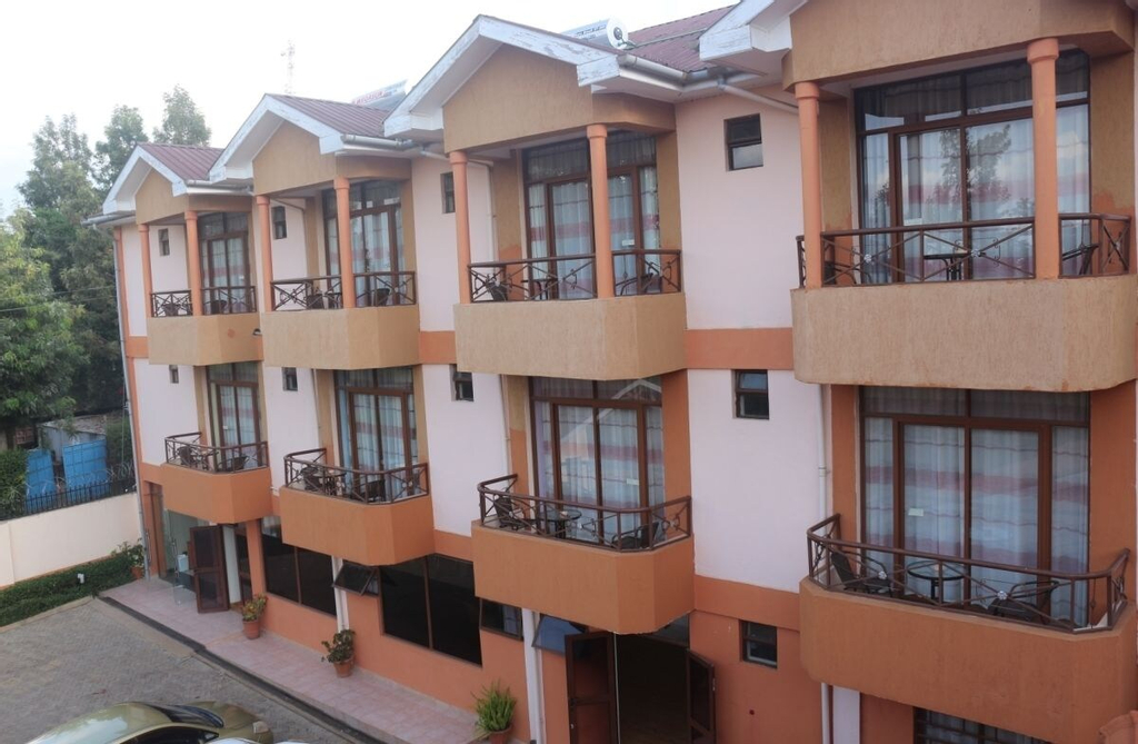Beisa Hotel, Kieni