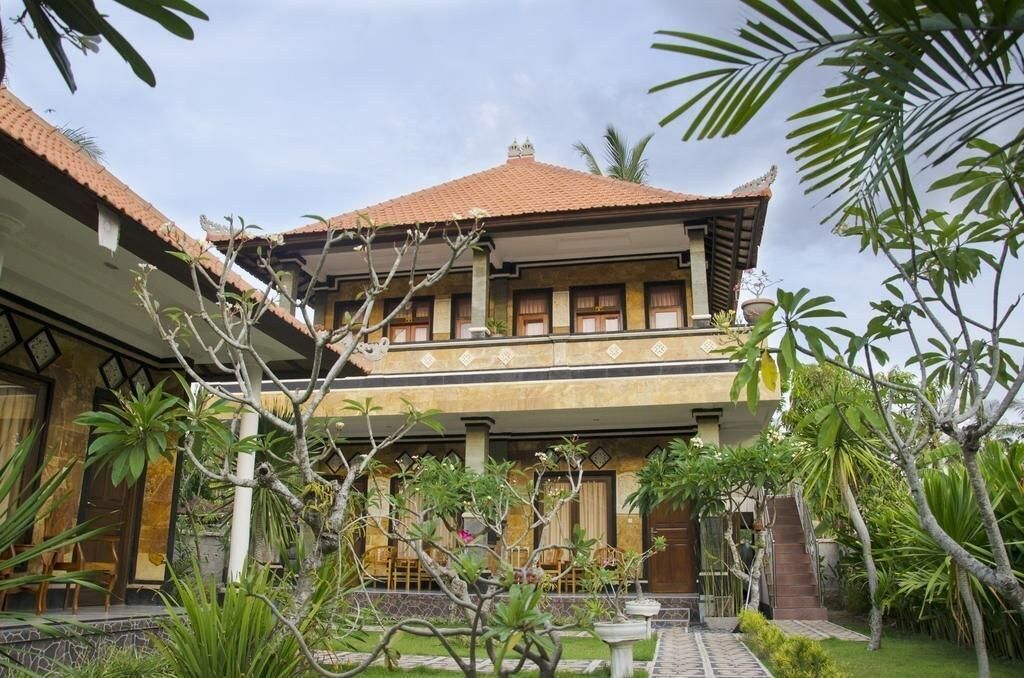 Arya Inn Enny Salon and Spa, Klungkung