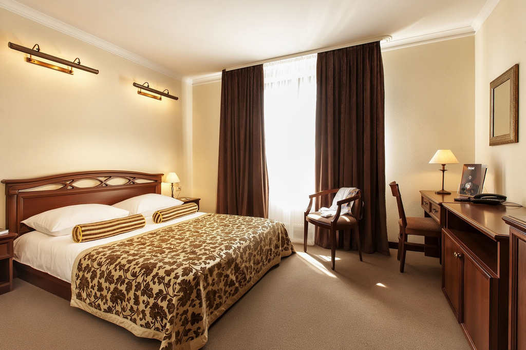 Chichikov Hotel, Kharkivs'ka