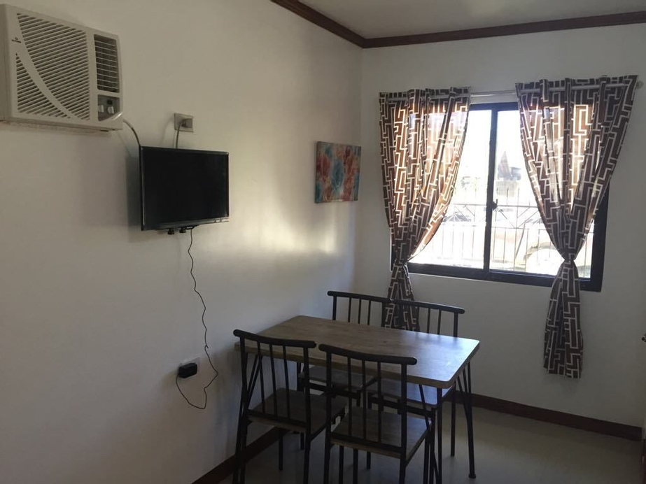 Ameeza House, General Luna