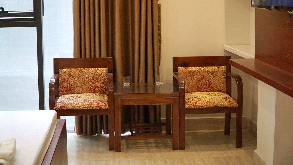 Ninh Phong Hotel, Yên Phong