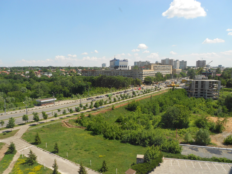 Hotel Mir, Kharkivs'ka