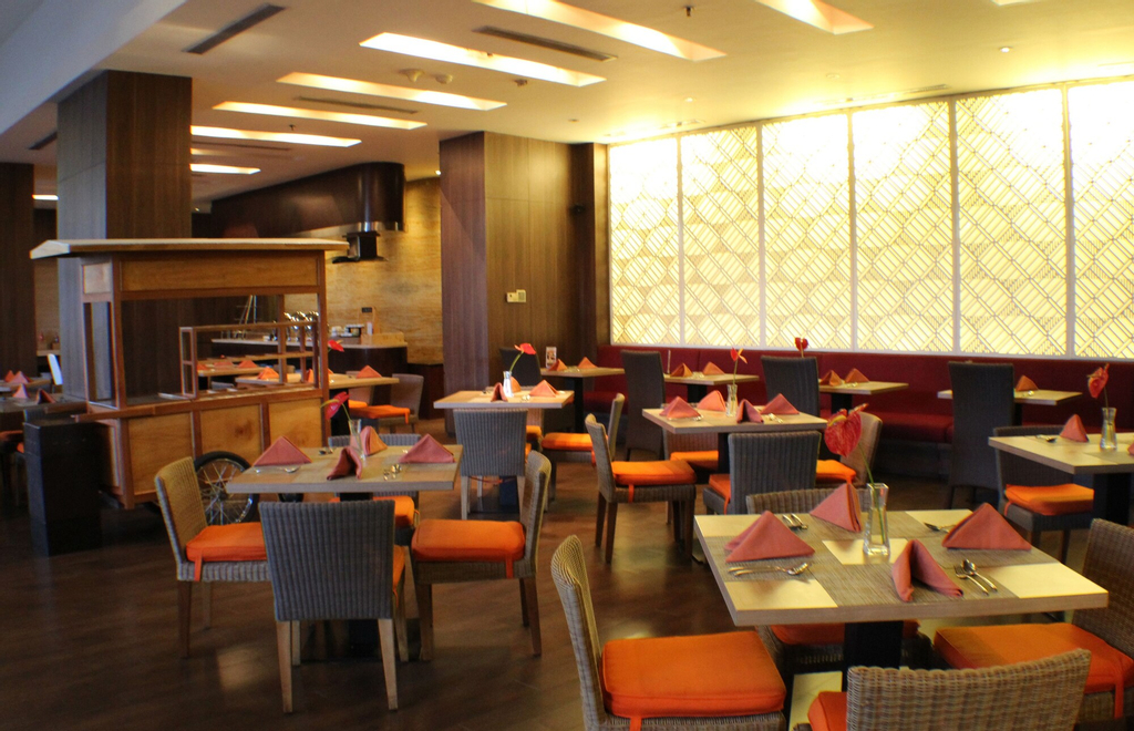 Hotel Santika Pandegiling Surabaya, Surabaya