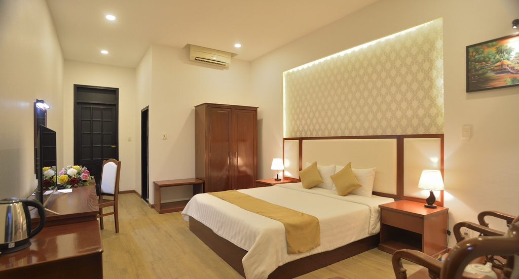 Pandora Hotel, Quận 3