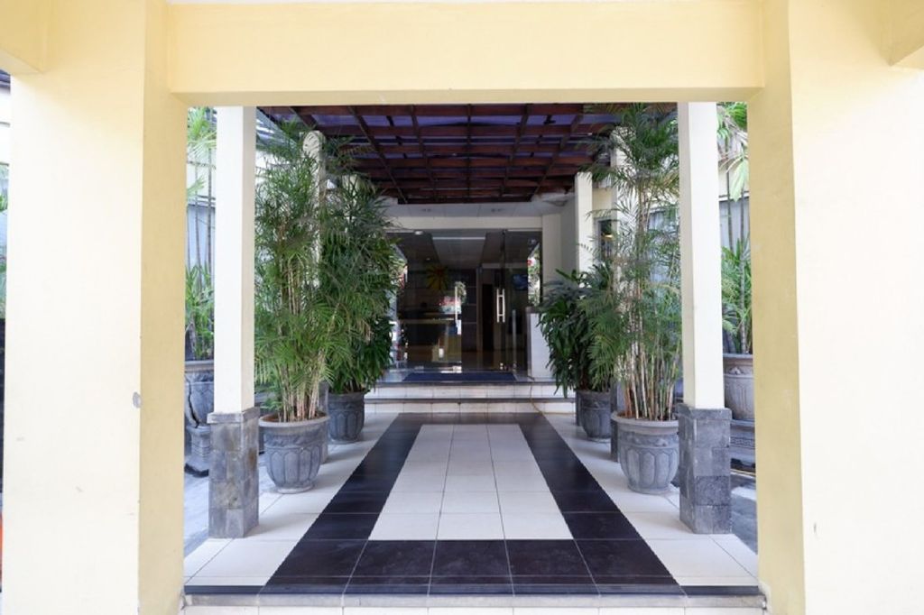 RedDoorz Plus @ Singosari Raya, Semarang