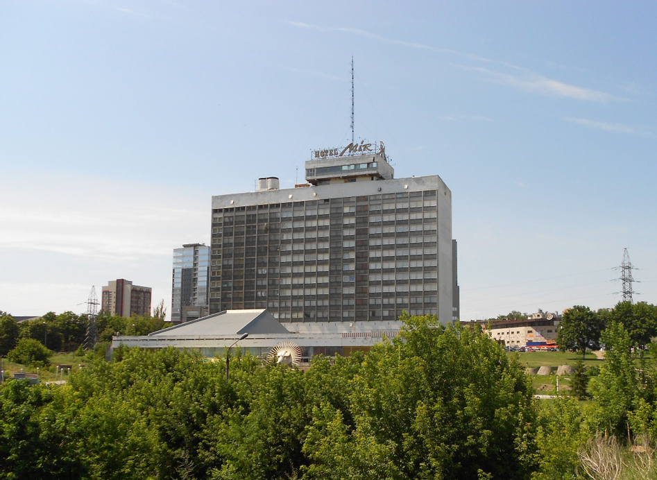 Hotel Mir, Kharkivs'ka