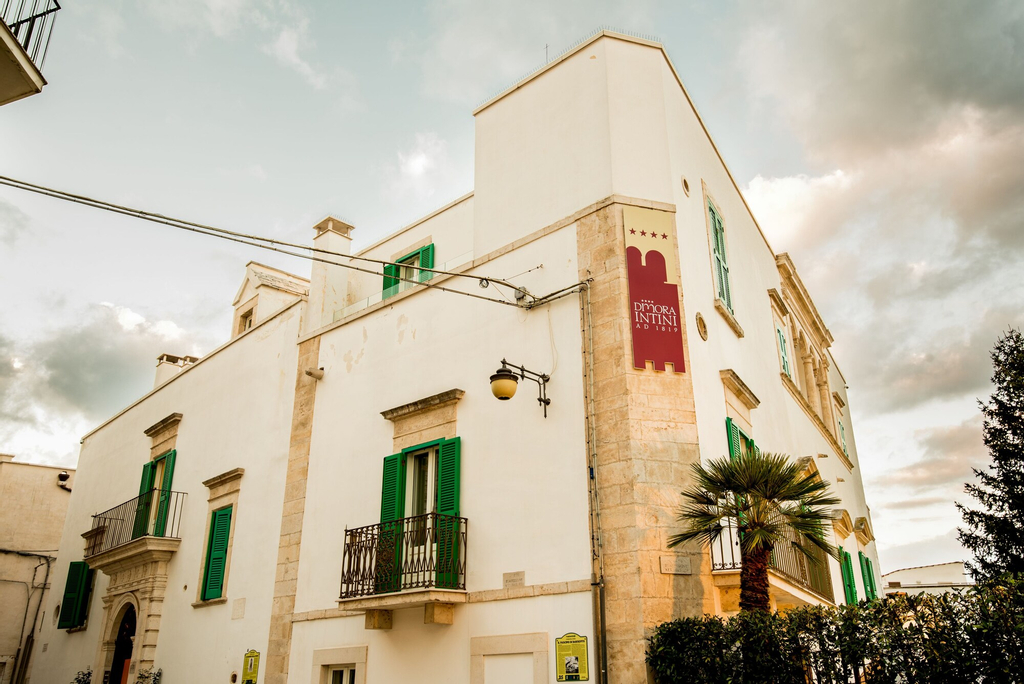 Dimora Intini, Bari
