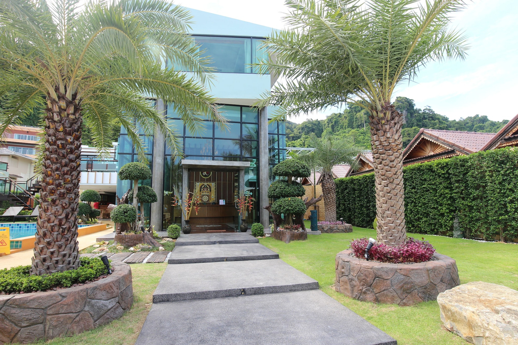 Phi Phi Nice Beach Hotel Hip, Muang Krabi