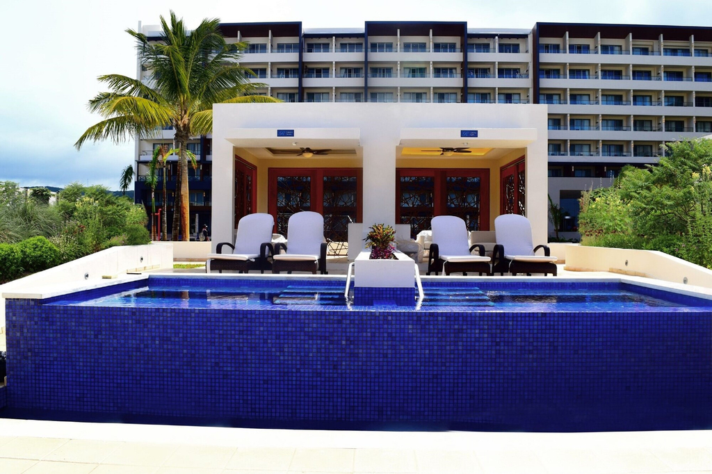Royalton Blue Waters - All Inclusive,