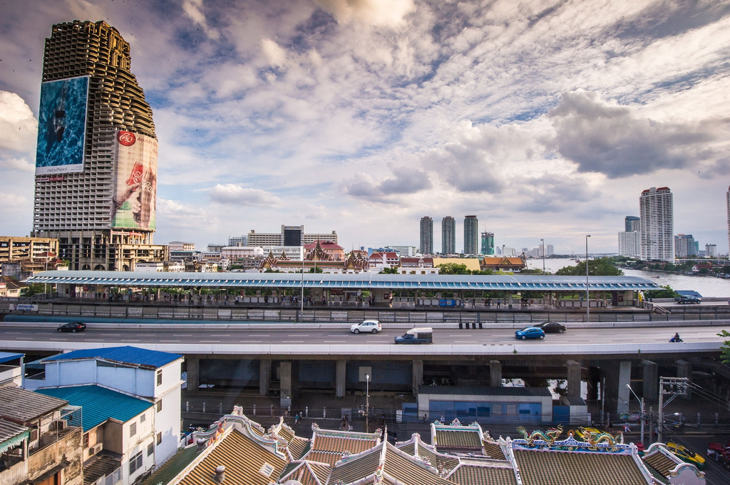 Glur Bangkok, Sathorn
