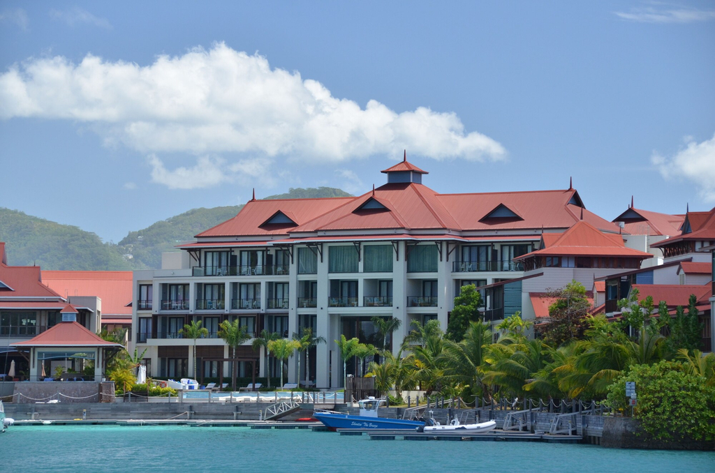 Eden Bleu Hotel,