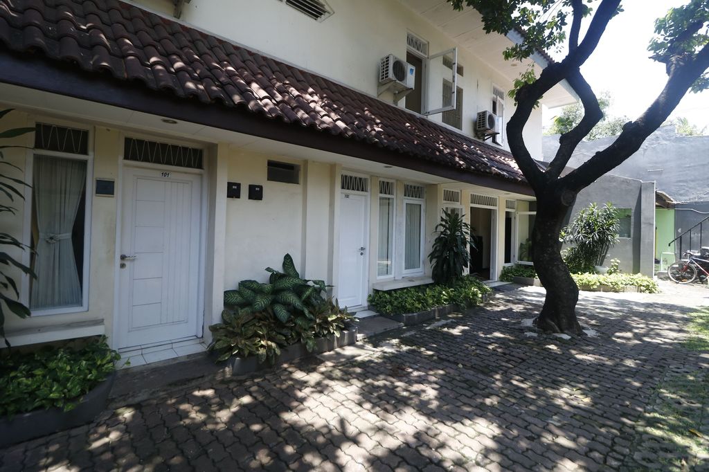 RedDoorz @ Jalan Gatot Subroto Jakarta, South Jakarta