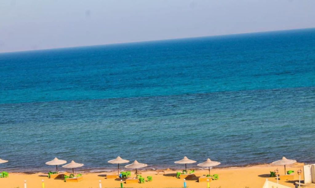 La Sirena Hotel Beach Resort, 'Ataqah