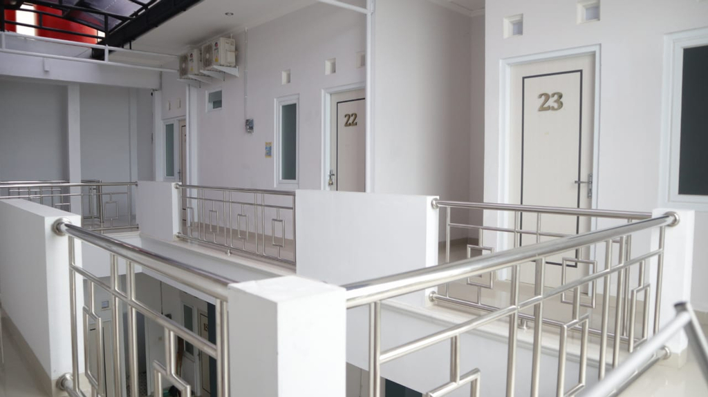 Koolkost Syariah near Kampus UNSOED (minimal stay 6 nights), Banyumas