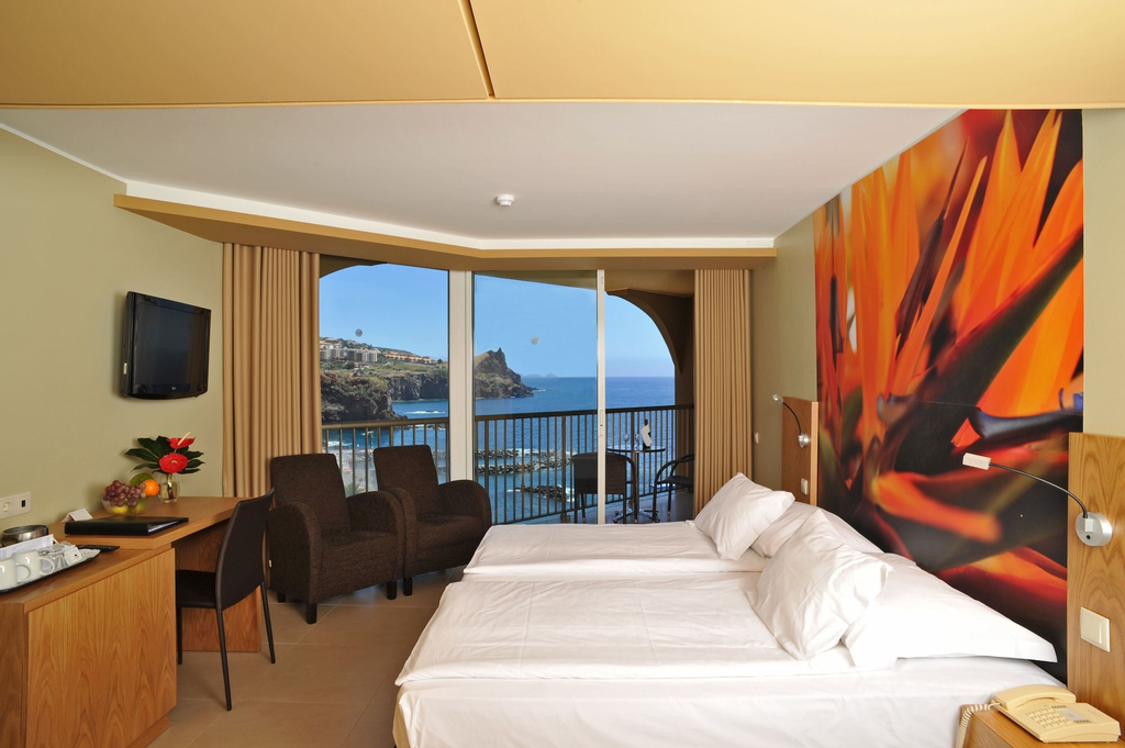 Four Views Oasis Hotel, Santa Cruz