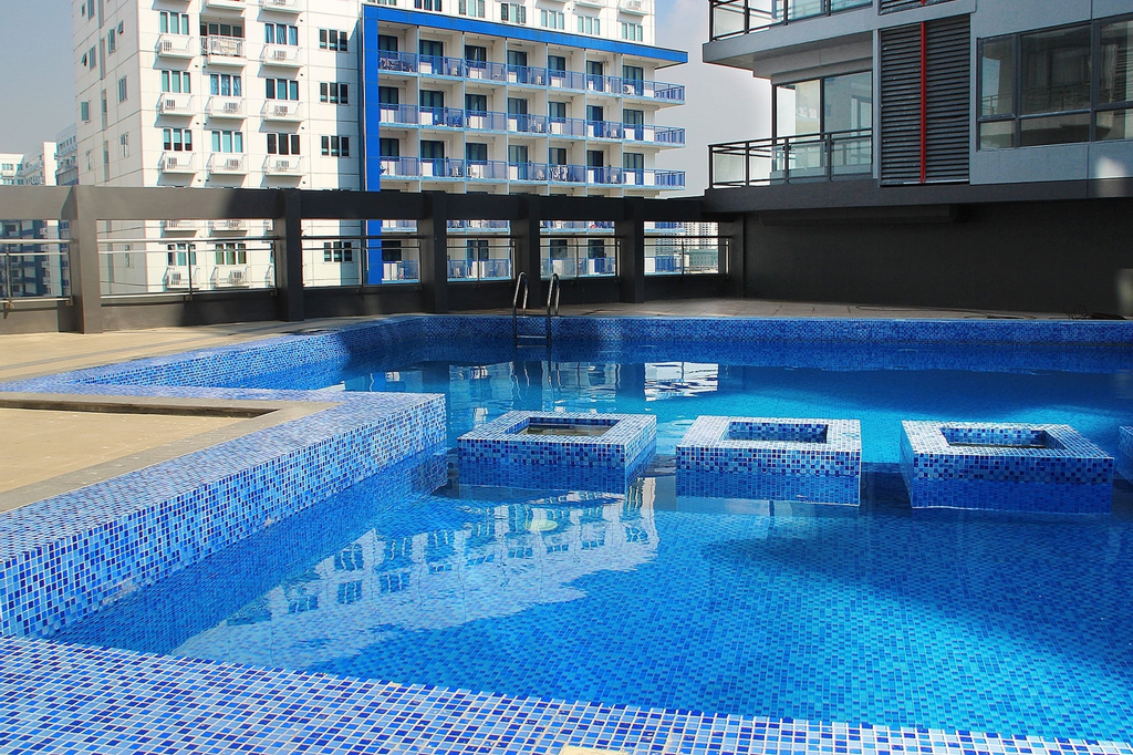 Golden Phoenix Hotel Manila, Parañaque