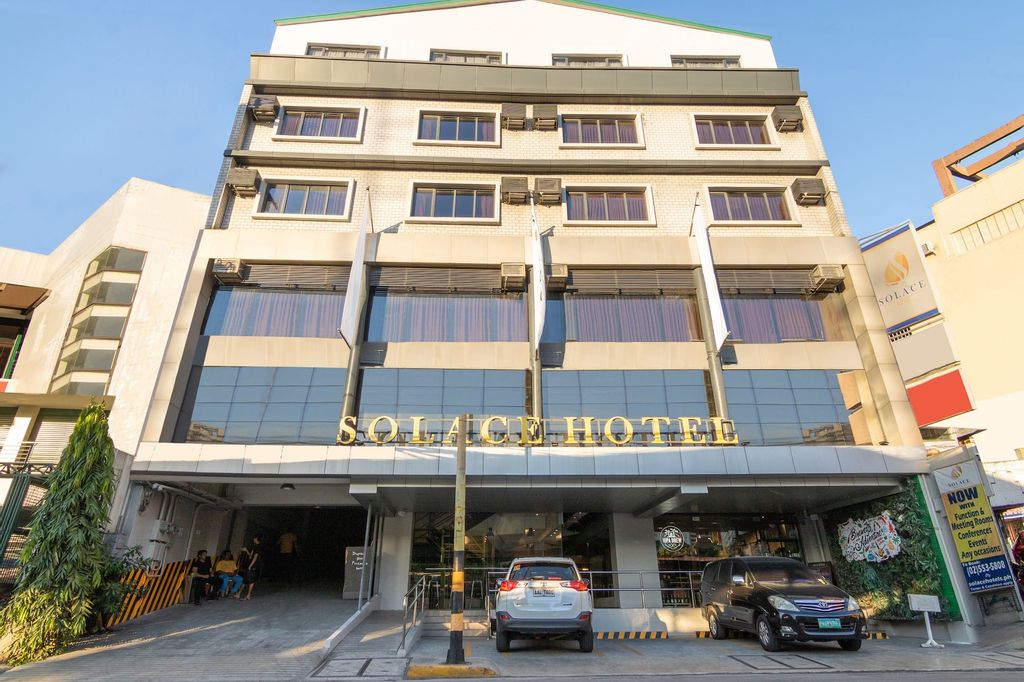 OYO 146 Solace Hotel, Makati City