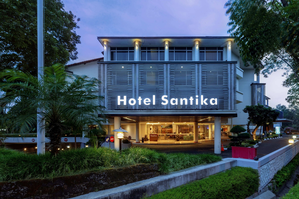 Hotel Santika Bandung, Bandung