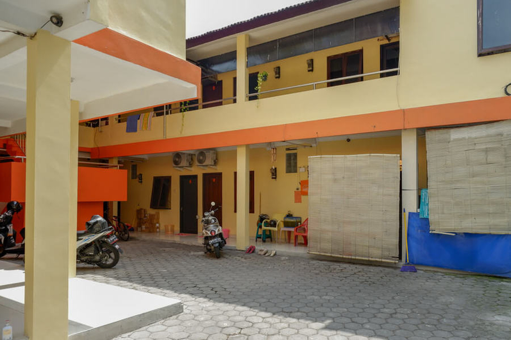 KoolKost near Gladak Slamet Riyadi Solo (Minimum Stay 6 Nights), Solo