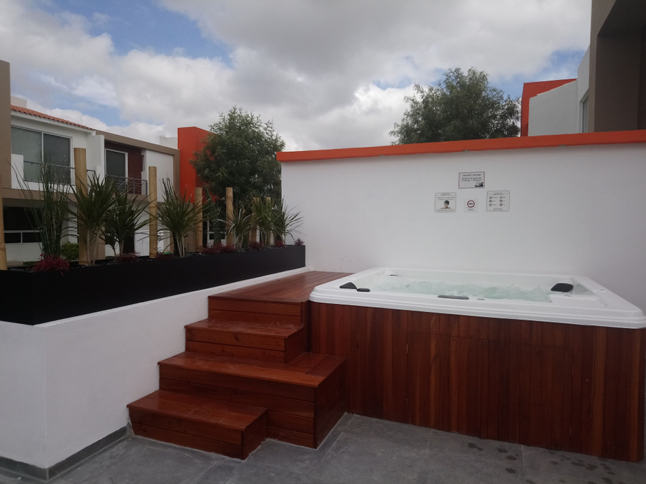 Redwood Villas Extended Stay Zona Industrial, San Luis Potosí