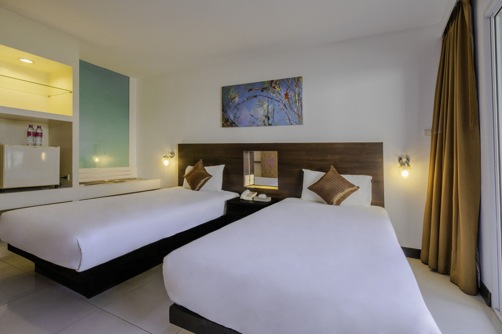 Baron Beach Hotel, Pattaya