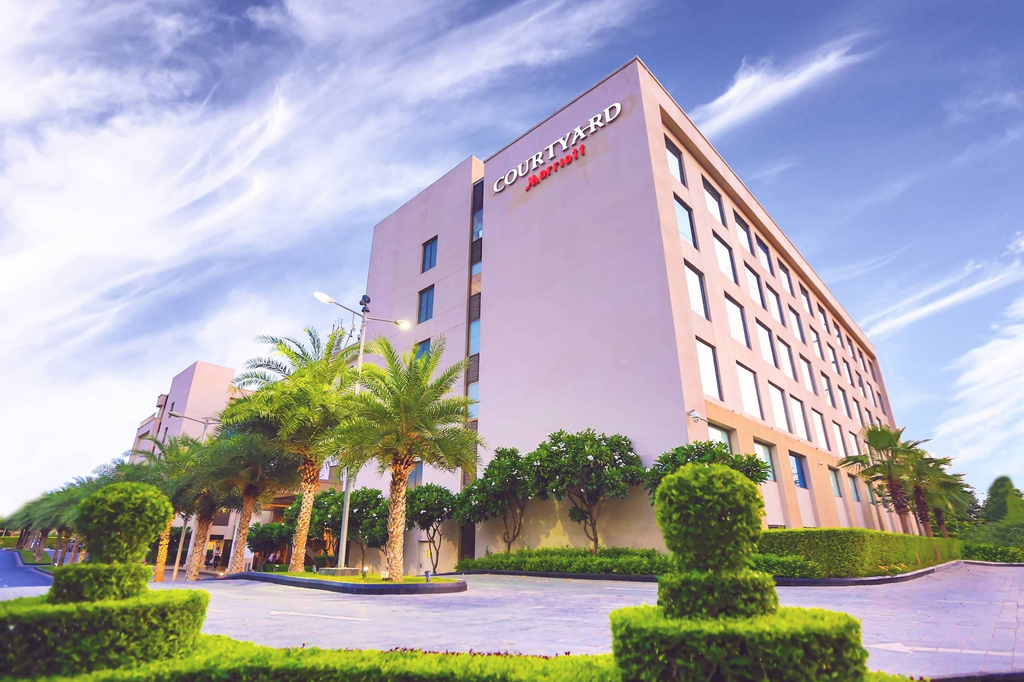 Courtyard by Marriott Agra, Agra