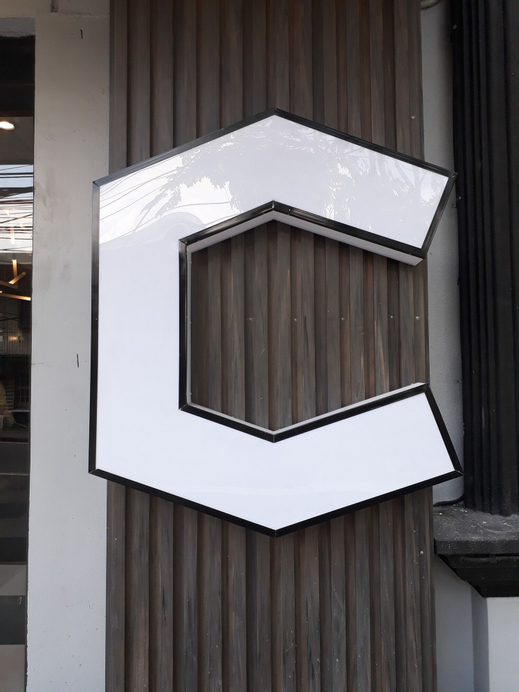 Citizen Hotel, Makati City