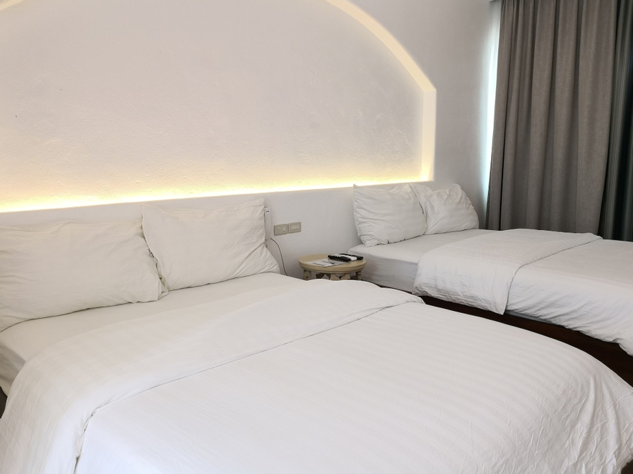 Camp Netanya Resort & Spa, Mabini