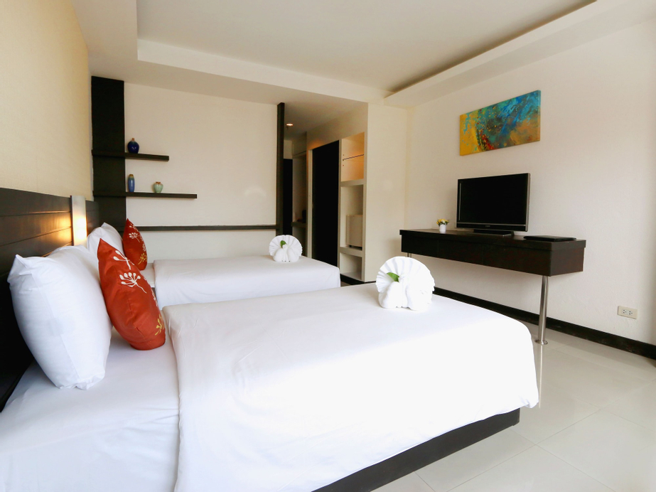 Baron Beach Hotel, Pattaya
