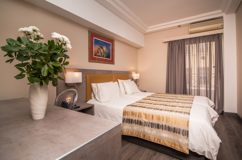 Museum Hotel, Attica