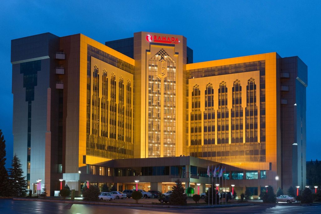 Ramada Plaza Gence, Gəncə