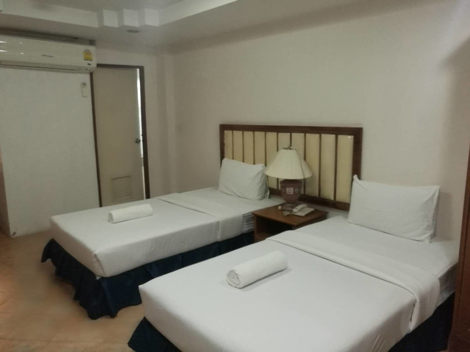 JS Tower Service Apartment, Prakanong