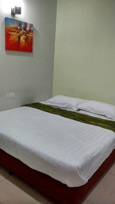 Green Hotel, Sabak Bernam