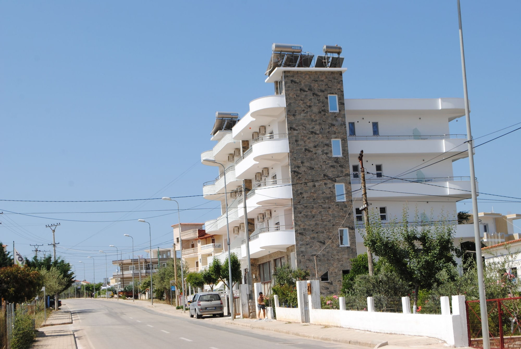 Visi Apartments, Sarandës