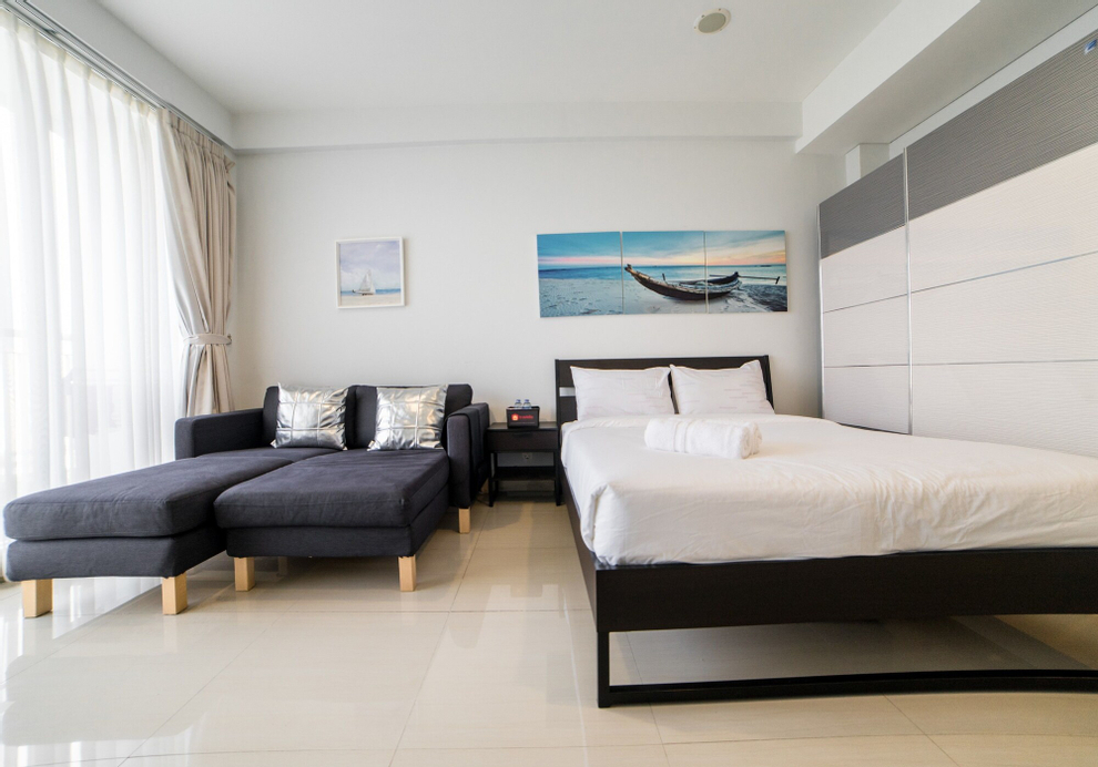 Mountain View Studio @ Dago Suites Apartment with Balcony, Bandung