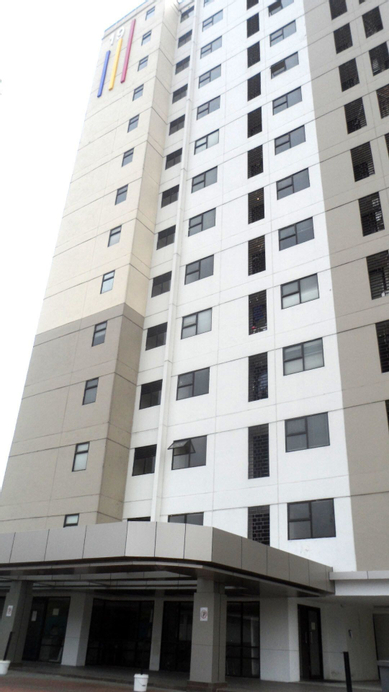 19 Avenue Apartment By Roomz, Tangerang