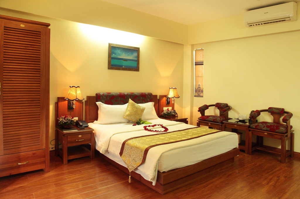Hoa Hong 2 Hotel, Đống Đa