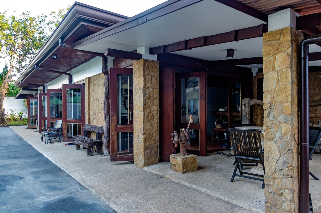 Ayo Homtel, Lapu-Lapu City
