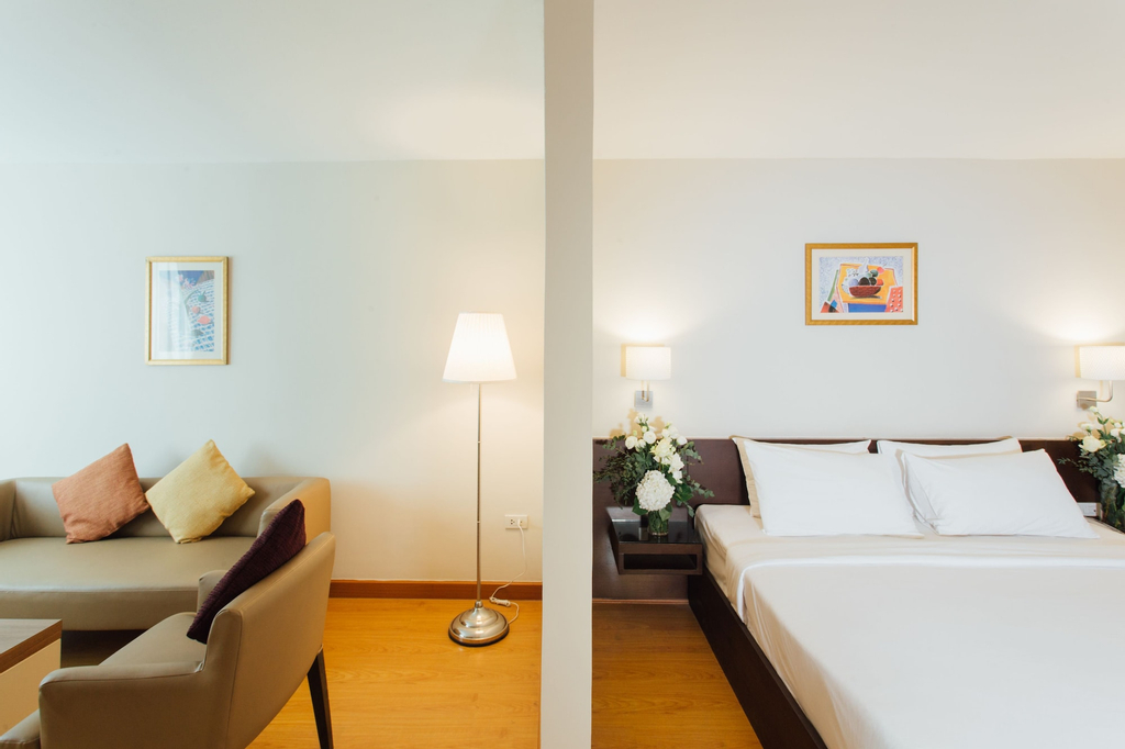 Seasons Siam Hotel, Ratchathewi
