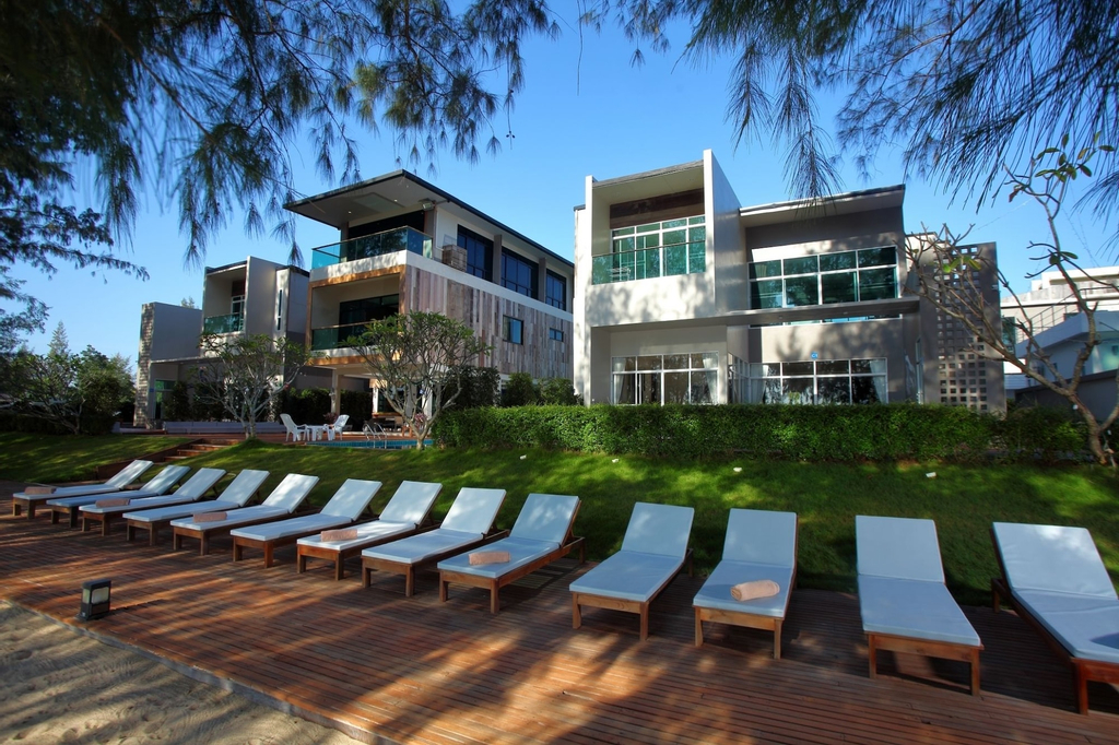 Sea & Sea Villa Resort Sangaroon, Thap Sakae