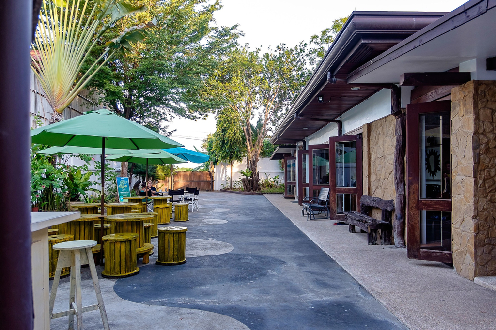 Ayo Homtel, Lapu-Lapu City