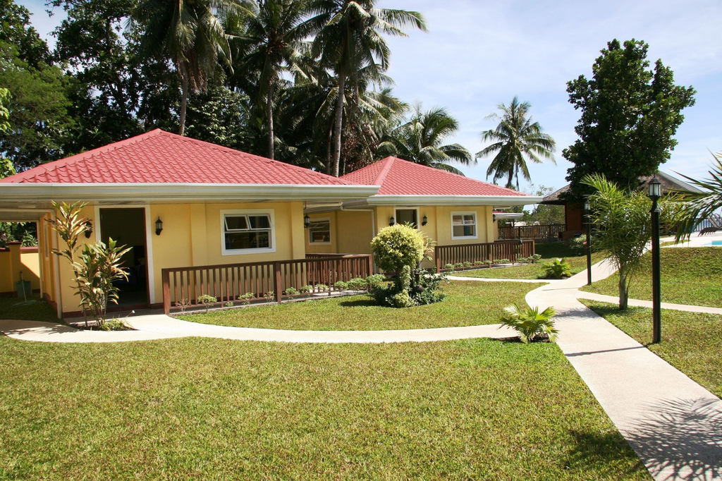 Caimito Beach Hotel, Maasin City