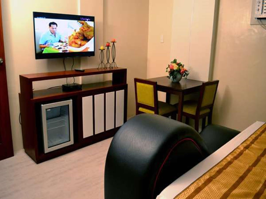 Executive Lofts by Mystique Lane, Bacolor