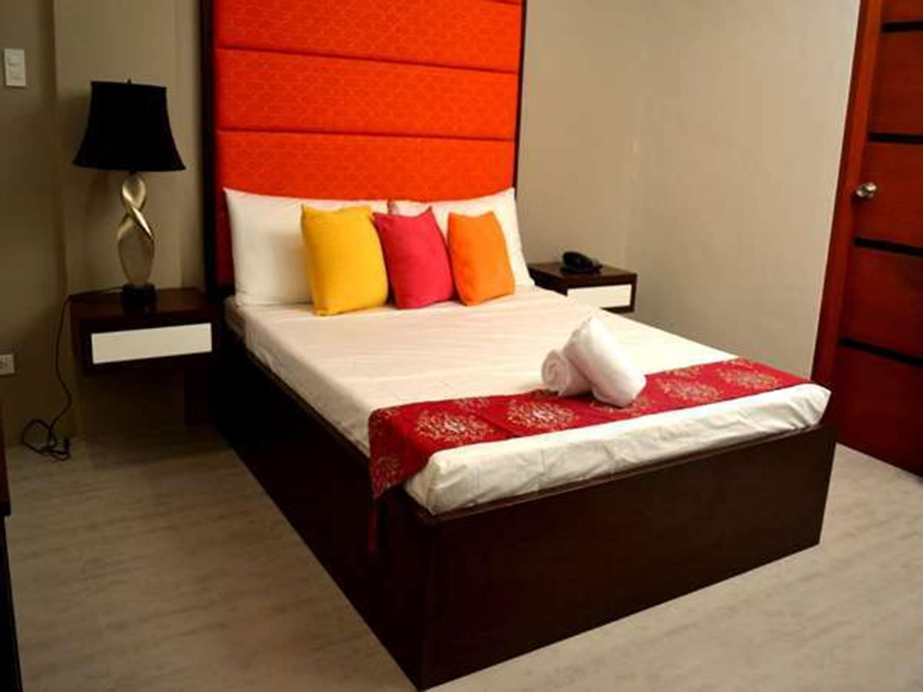 Executive Lofts by Mystique Lane, Bacolor
