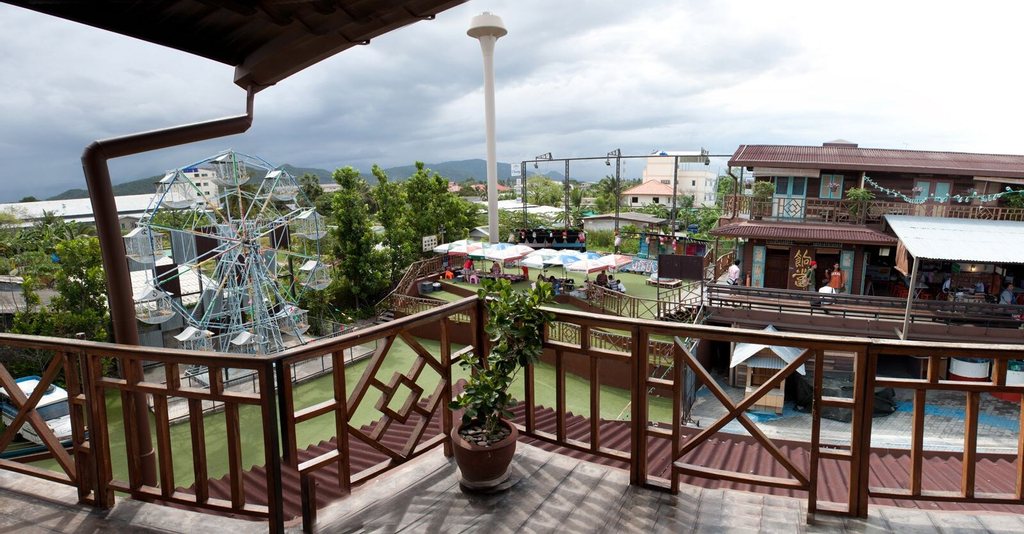 Piman PlearnWan, Hua Hin