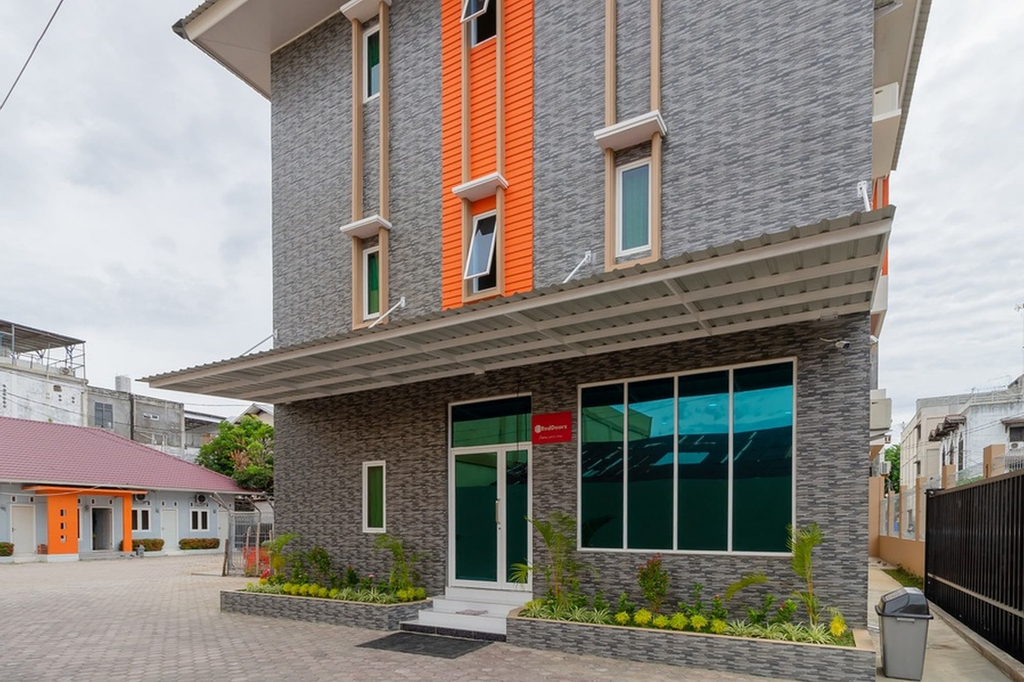 RedDoorz Syariah @ Panglima Polem Aceh, Banda Aceh