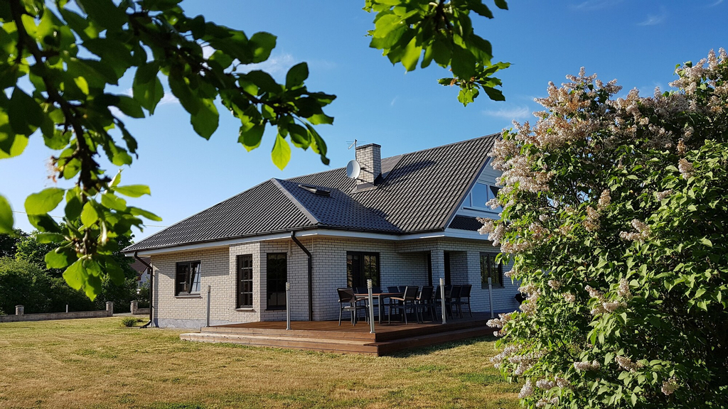 Sinilille 7 Holiday Home, Kuressaare