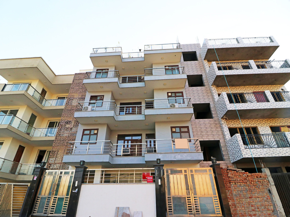 OYO 5258 MR Residency, Gurgaon