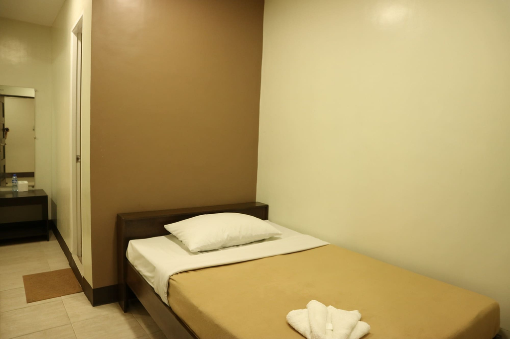 Gateway 21 Hotel and Dormitel, Legazpi City
