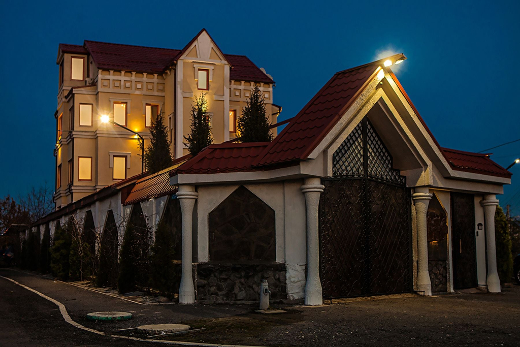 Velion Hotel, Kharkivs'ka